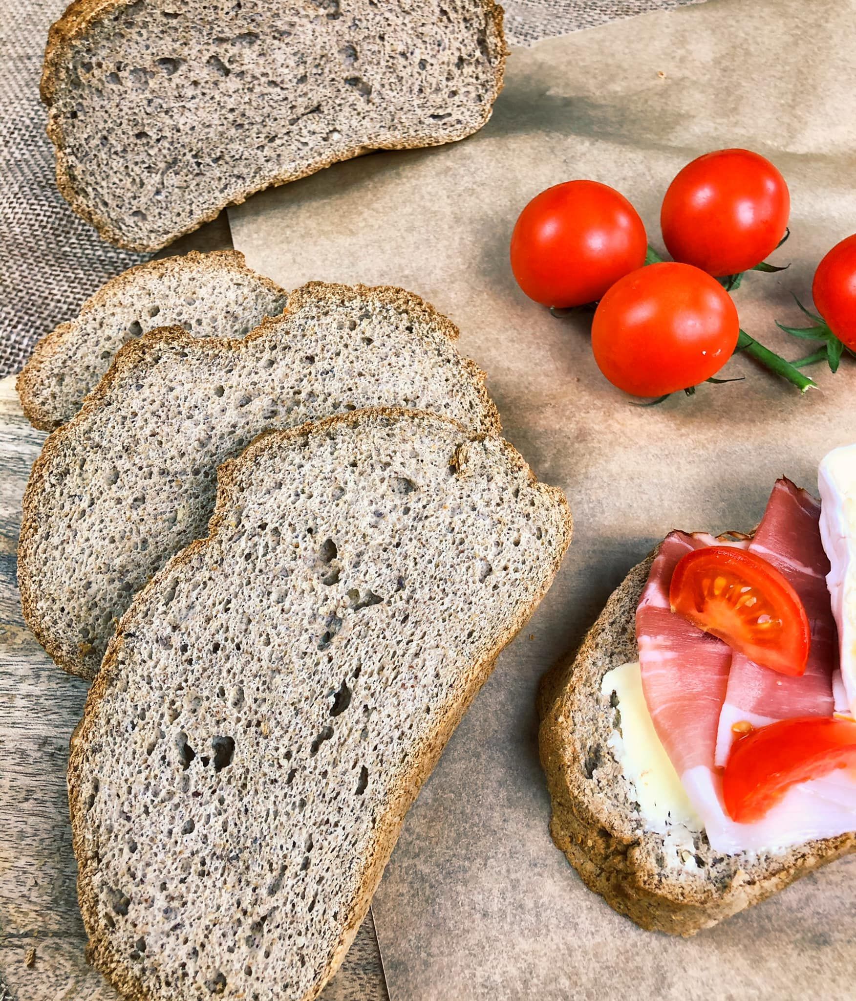 005_Rheinisches-Bauernbrot-low-carb-glutenfrei-sojafrei-keto