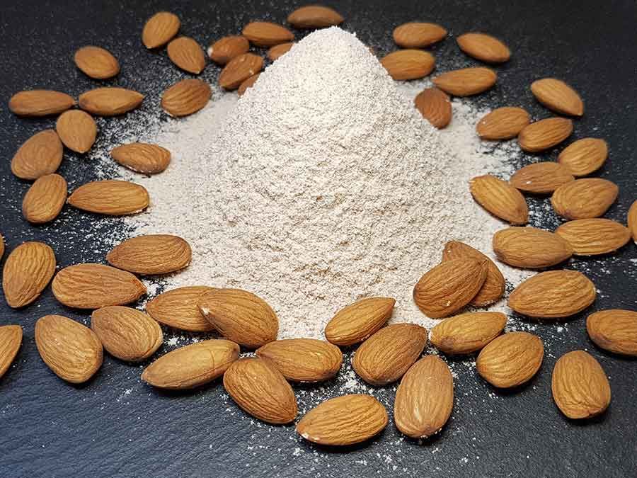 Mandelmehl