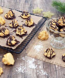 069-01_Weihnachtszauber-KOKOSMAKRONEN-low-carb-glutenfrei-mit-Schokolade