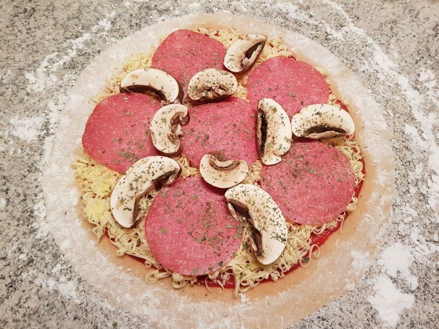 Rezept Steinofenpizza low carb glutenfrei Pizza vom Stein selbstgemacht mit Bambusfaser 42