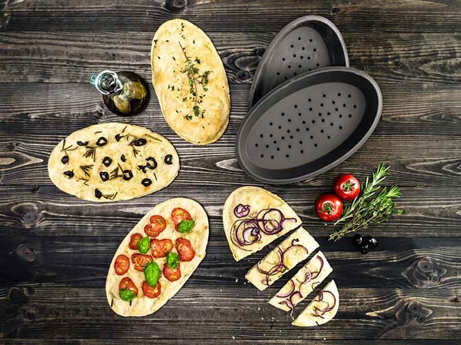 Lurch Flexiform Pizza Schiffchen Fladenbrot Backform gelocht 2er braun