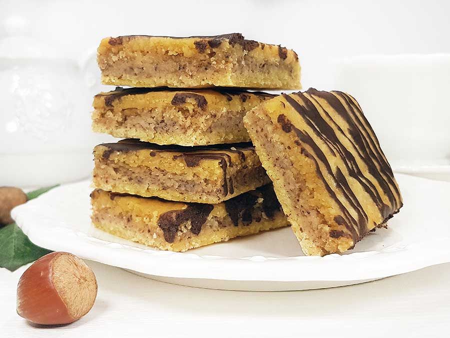 Haselnussfix-low-carb-Nussfuellung-Nussschnitten