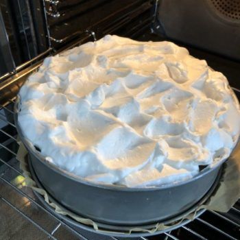 Rezept Rhabarber-Käsekuchen mit Baiserhaube lowcarb glutenfrei