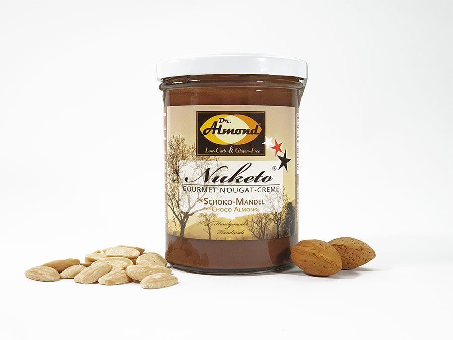 Nuketo-Schoko-Mandel-low-carb-Nougat-Aufstrich-Mandel-Nougat-Creme-keto-palmoelfrei-Glas