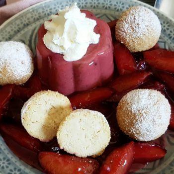 Rezept Quarkknödel aus dem Backrohr mit Zwetschgenpudding an Rotweinzwetschgen lowcarb glutenfrei