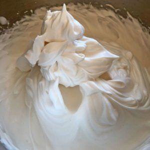 FLUFFZAUBER Fertigmischung für kalorienarmen Eiweiss-Fluff & low carb Baiser