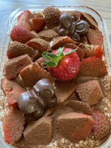 Rezept Erdbeer-Tiramisu-Kuchenbowl lowcarb glutenfrei