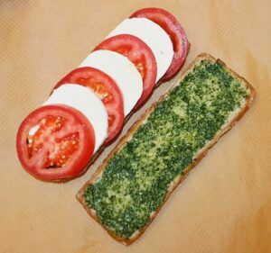 Rezept Überbackenes Caprese Baguette lowcarb keto glutenfrei