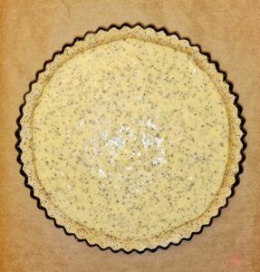 Rezept Mohn Vanille Grießpudding Tarte mit Marillentopping low carb keto glutenfrei