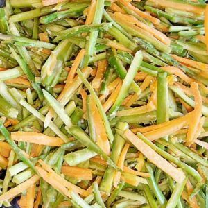 Rezept Spargelpancakerolle mit Rote Beete Frischkäsefülle low carb keto glutenfrei