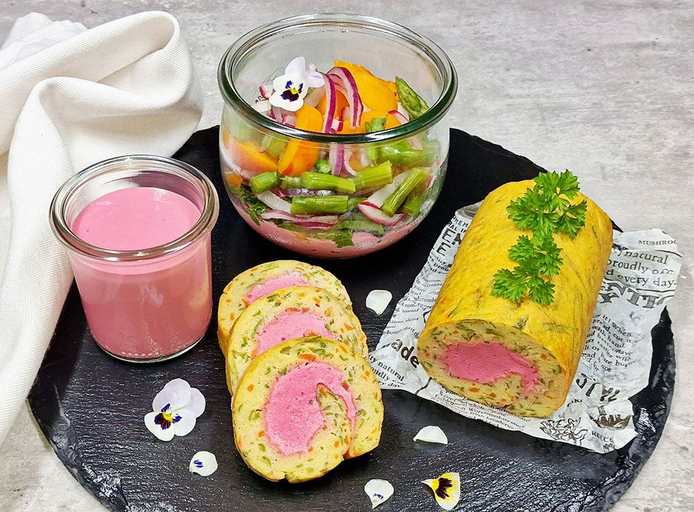 Rezept Spargelpancakerolle mit Rote Beete Frischkäsefülle low carb keto glutenfrei