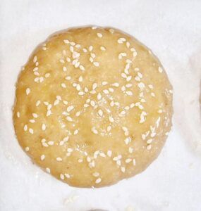 Rezept Tomaten-Paprika-Kraut Bratwurst Burger low-carb keto glutenfrei