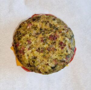 Rezept Broccoli Speck Käse Burger mit Brioche Speck Bun keto low-carb glutenfrei