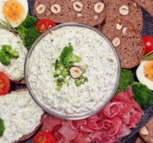 Rezept Brokkoli Gemüsegarten Aufstrich low-carb keto glutenfrei